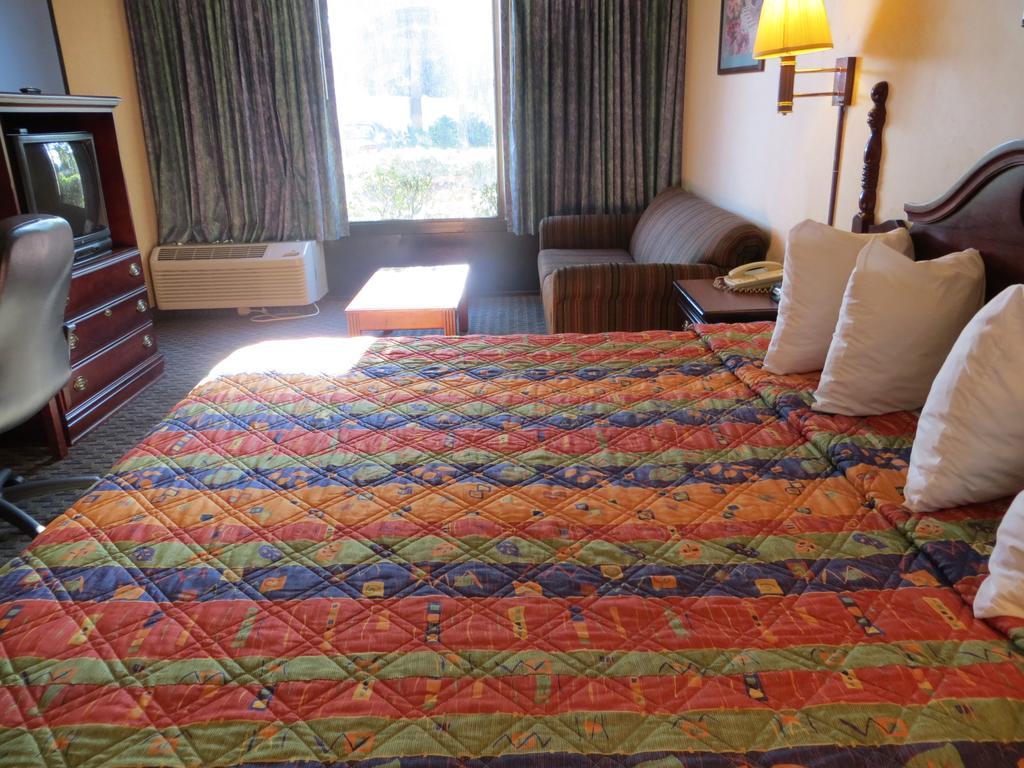 Eurotel Inn Maitland Habitación foto
